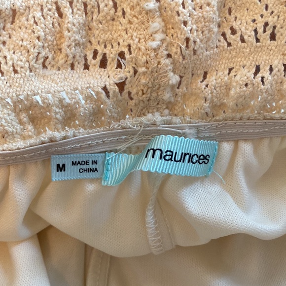 Maurices NWT Asymmetrical Lined Lace Pleated Cream Flare Lawn Skirt - Sz M - Picture 8 of 13